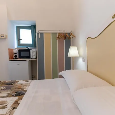 Πανσιόν Romantica Polignano a Mare
